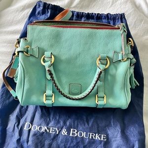 Dooney Bourke purse